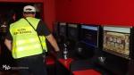 funkcjonariusz służby celno-skarbowej przy stanowiskach  komputerowych wykorzystywanych do nielegalnych gier hazardowych