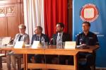 Zdjęcie przedstawia uczestników konferencji Dopalacze i hazard jako narkotyki XXI wieku